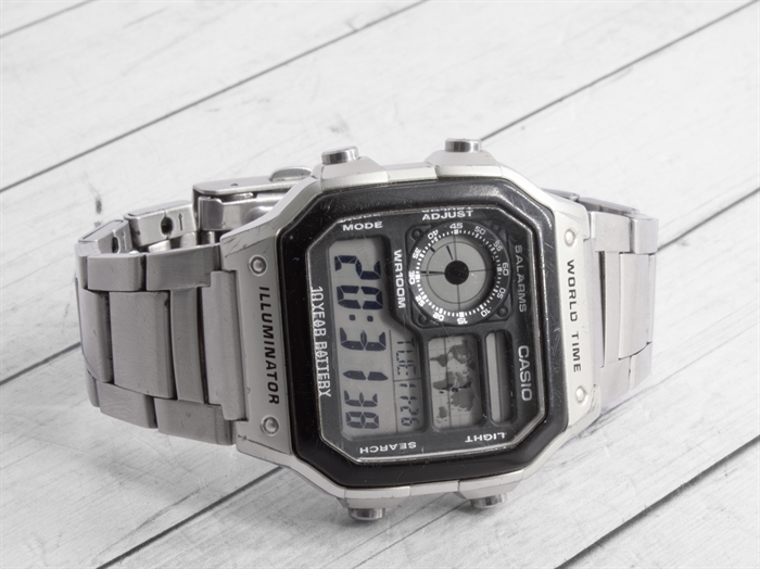 Наручные часы Casio Collection AE-1200WHD-1A, серебристый (Б/У) - фото 65749