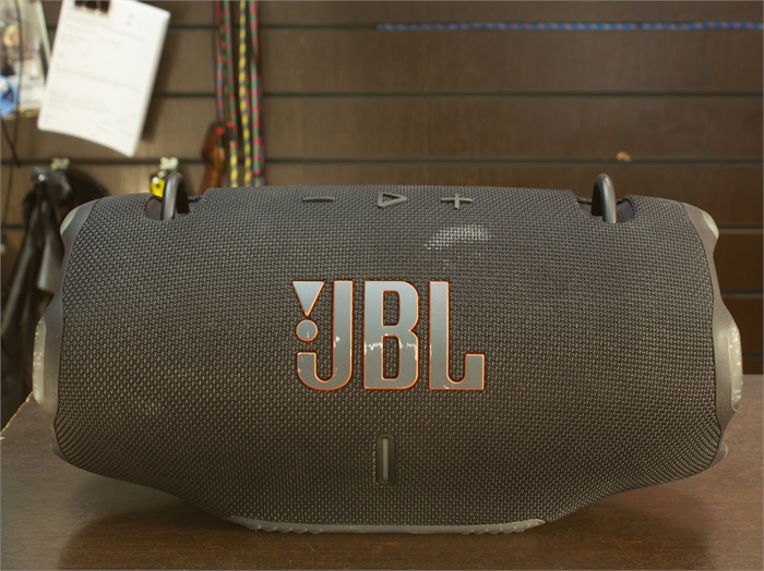Портативная акустика JBL Xtreme 4 Portable Waterproof Speaker Black (Б/У) 28330 - фото 70989