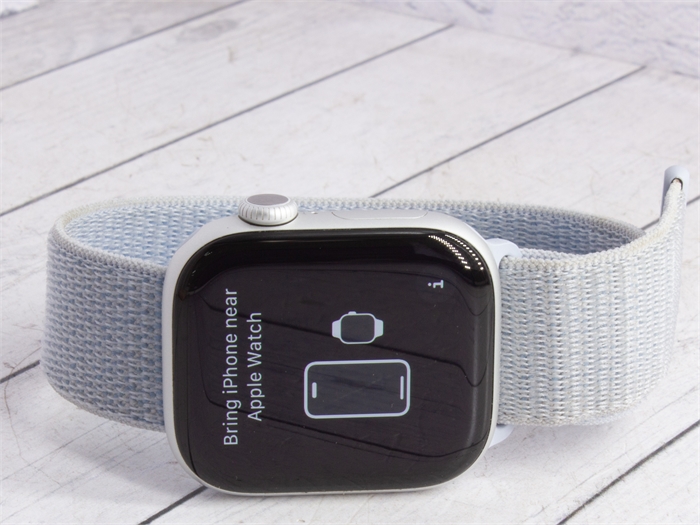 Умные часы Apple Watch Series 10 42mm, GPS Silver Aluminum Case Sport Loop (Б/У) 29677 - фото 71865
