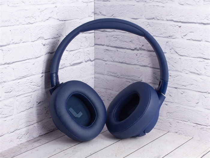 Беспроводные наушники JBL Tune 720 BT, 75 часов работы, складные, с микрофоном (Б\У) 30214 - фото 72111