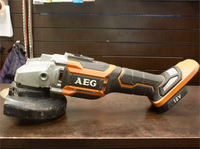 Бесщеточная угловая шлифмашина AEG BEWS 18-125BL (Б/У) 31995 - фото 73801