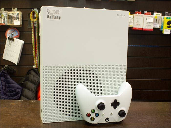 Игровая приставка Microsoft Xbox One S 1000 ГБ HDD, без игр, белый (Б/У) 32463 - фото 74061