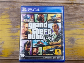 Игра Grand Theft Auto V для PlayStation 4, субтитры на русском языке, диск (Б/У)
