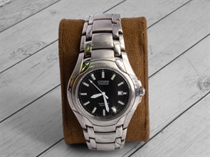 {{productViewItem.photos[photoViewList.activeNavIndex].Alt || productViewItem.photos[photoViewList.activeNavIndex].Description || 'Наручные часы Citizen BK2250-56E Titanium Case (Б/У)'}}