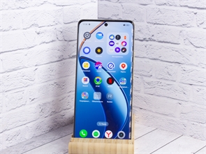 {{productViewItem.photos[photoViewList.activeNavIndex].Alt || productViewItem.photos[photoViewList.activeNavIndex].Description || 'Смартфон Realme 12 Pro+ 5G 12/512GB, синий (Б/У)'}}