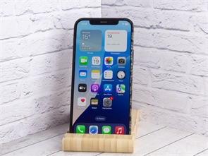{{productViewItem.photos[photoViewList.activeNavIndex].Alt || productViewItem.photos[photoViewList.activeNavIndex].Description || 'Смартфон Apple iPhone 12 Pro, 128gb MGMN3RU/A, nano SIM + eSIM, тихоокеанский синий (Б/У)'}}