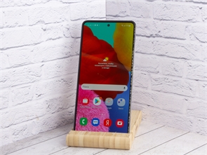 {{productViewItem.photos[photoViewList.activeNavIndex].Alt || productViewItem.photos[photoViewList.activeNavIndex].Description || 'Смартфон Samsung Galaxy A51 4/64 ГБ RU, Dual nano SIM, белый (Б/У)'}}