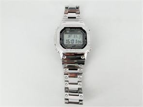 {{productViewItem.photos[photoViewList.activeNavIndex].Alt || productViewItem.photos[photoViewList.activeNavIndex].Description || 'Японские наручные часы Casio G-SHOCK GMW-B5000D-1E с хронографом (Б/У)'}}