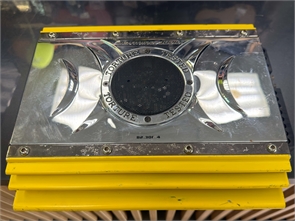 {{photo.Alt || photo.Description || 'Усилитель в авто Lightning Audio B2.300.4 (Б/У)'}}