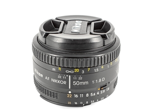 Объектив Nikon 50mm f/1.8D AF Nikkor, черный (Б/У) 129992893