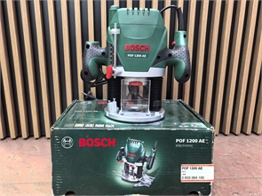 {{photo.Alt || photo.Description || 'Вертикальная фрезерная машина Bosch POF 1200 AE 0.603.26A.100 (Новый)'}}